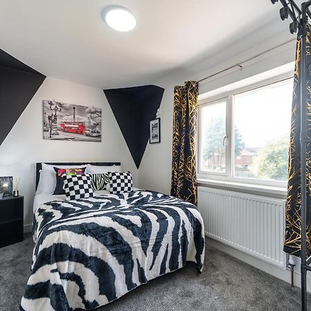 Aseda 4 Bedroom Private Parking, Game Zone -Pool Table, Garden Home Kingston upon Hull Exterior photo