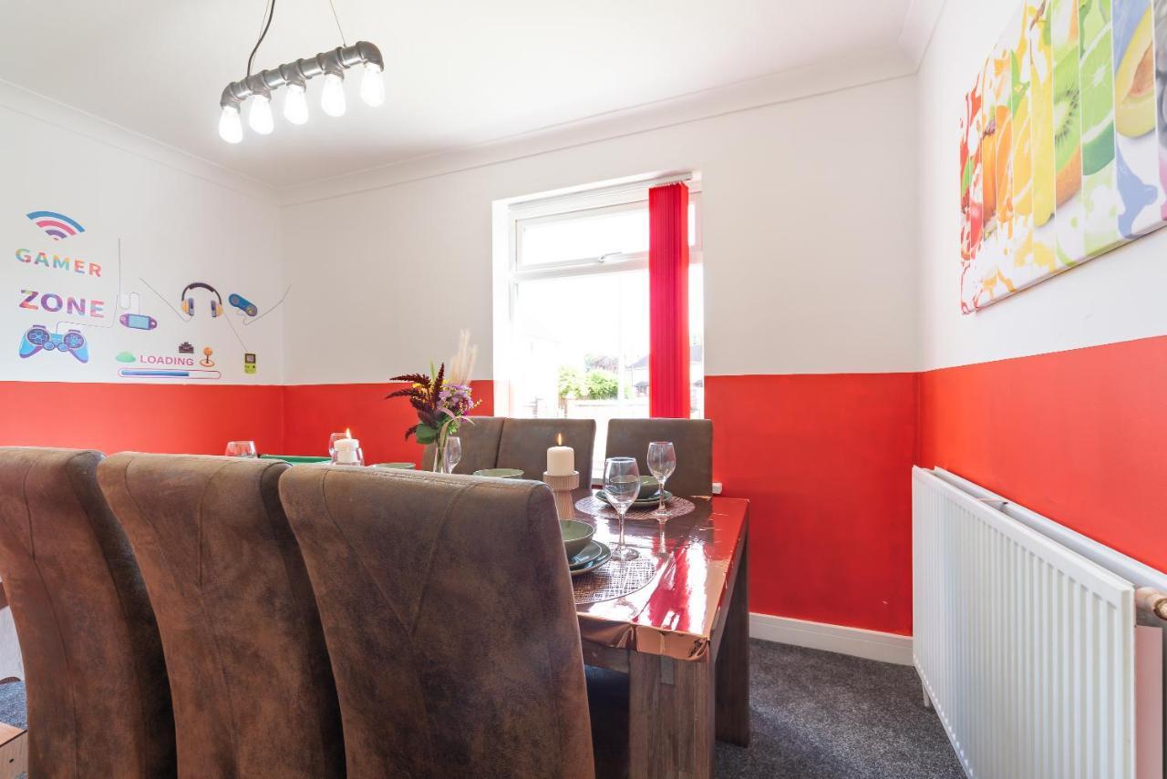 Aseda 4 Bedroom Private Parking, Game Zone -Pool Table, Garden Home Kingston upon Hull Exterior photo