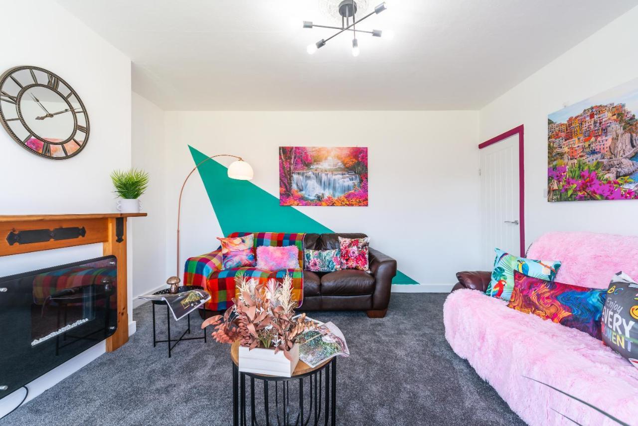 Aseda 4 Bedroom Private Parking, Game Zone -Pool Table, Garden Home Kingston upon Hull Exterior photo