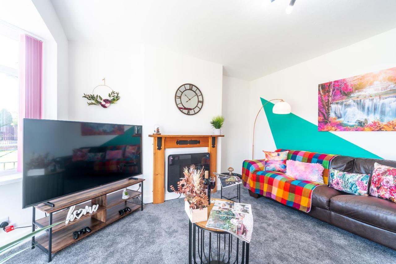 Aseda 4 Bedroom Private Parking, Game Zone -Pool Table, Garden Home Kingston upon Hull Exterior photo