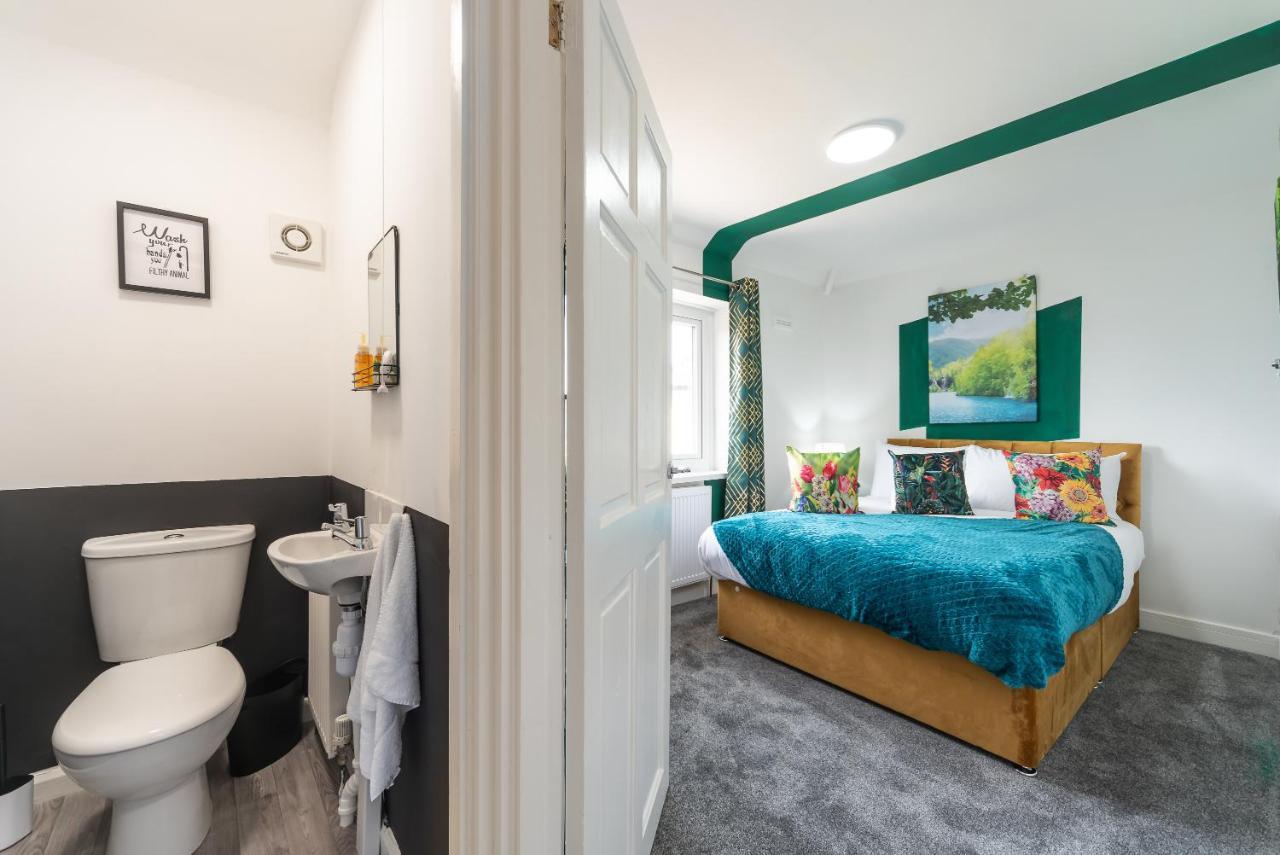 Aseda 4 Bedroom Private Parking, Game Zone -Pool Table, Garden Home Kingston upon Hull Exterior photo
