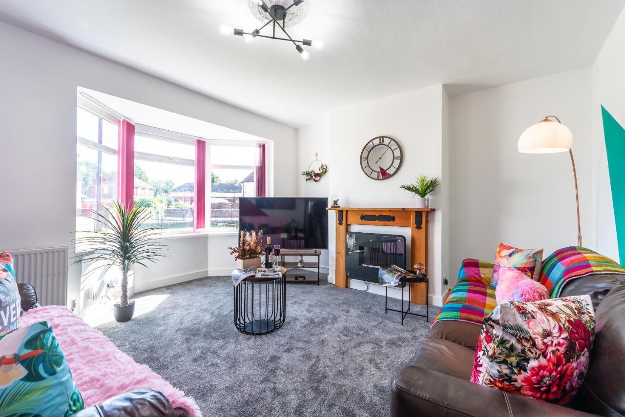 Aseda 4 Bedroom Private Parking, Game Zone -Pool Table, Garden Home Kingston upon Hull Exterior photo
