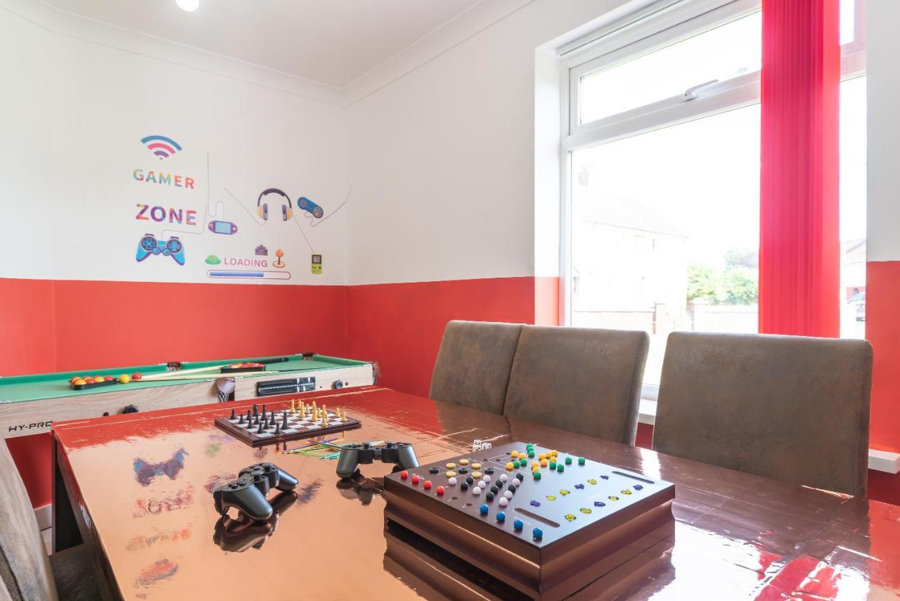 Aseda 4 Bedroom Private Parking, Game Zone -Pool Table, Garden Home Kingston upon Hull Exterior photo