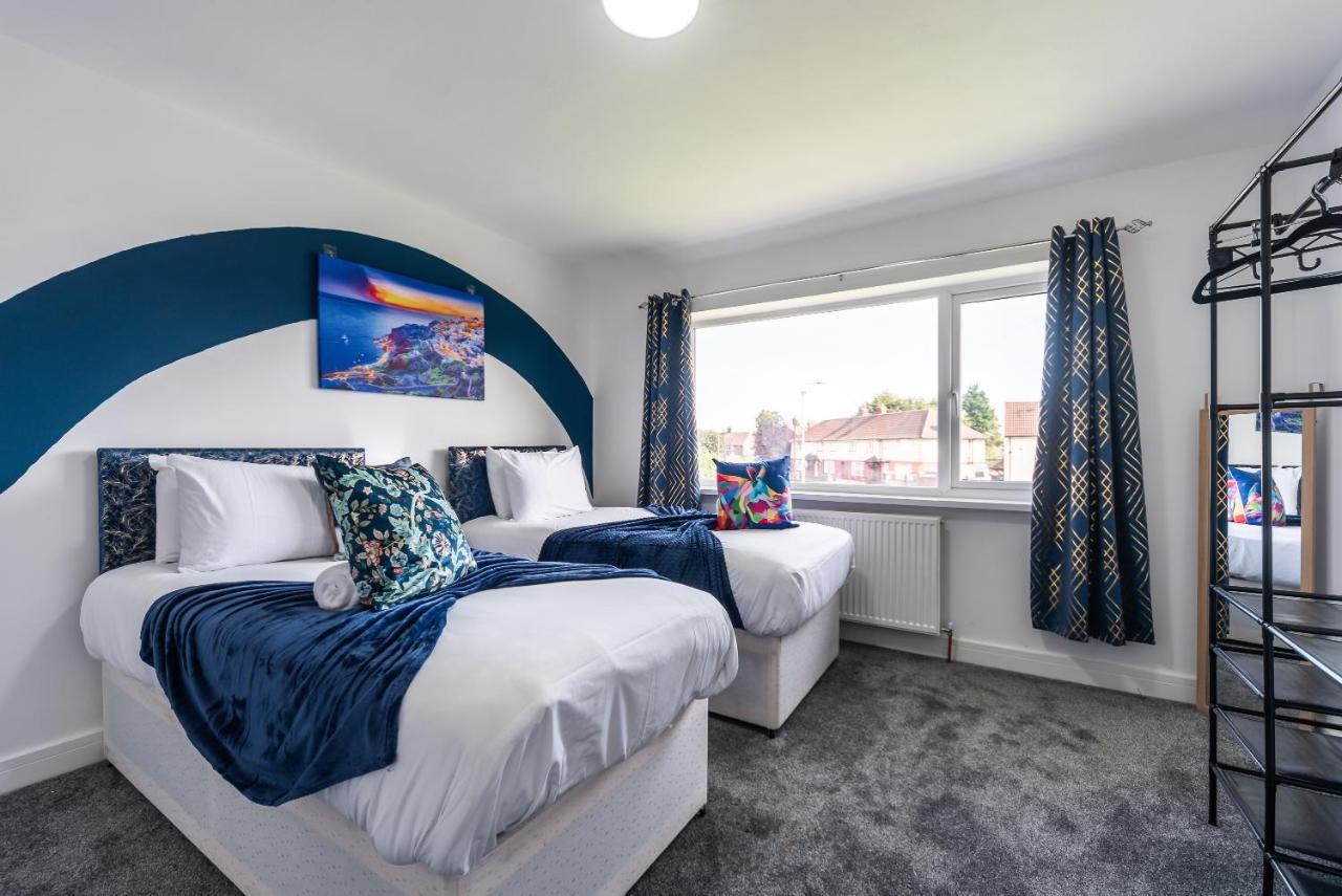 Aseda 4 Bedroom Private Parking, Game Zone -Pool Table, Garden Home Kingston upon Hull Exterior photo