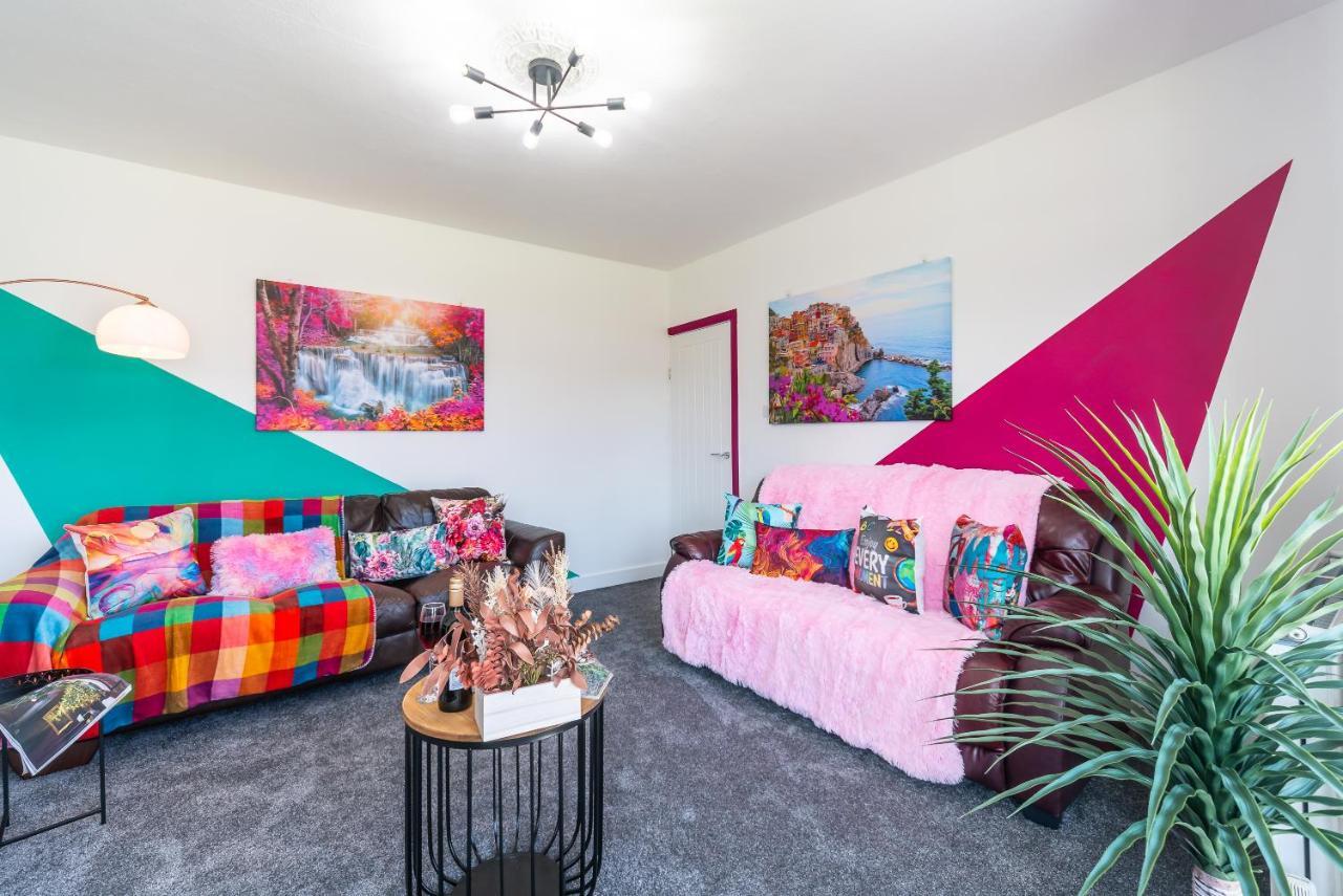 Aseda 4 Bedroom Private Parking, Game Zone -Pool Table, Garden Home Kingston upon Hull Exterior photo